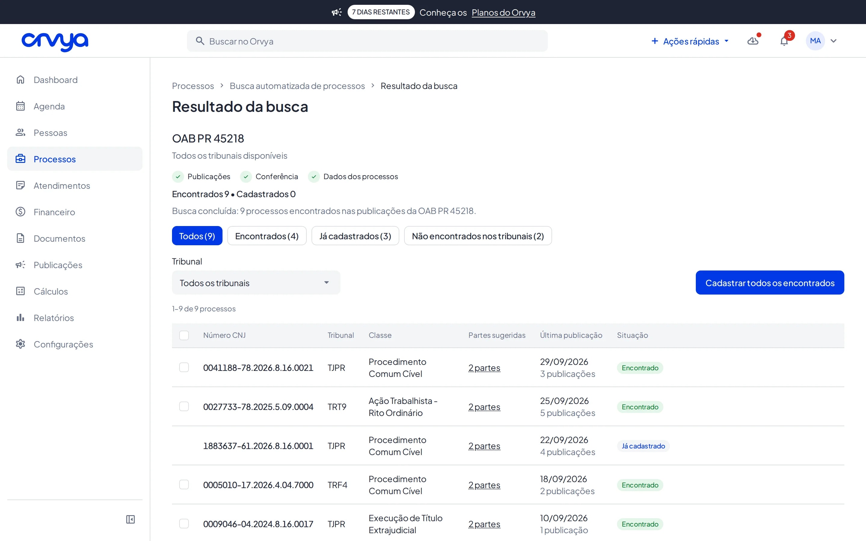 Resultado da busca pela OAB com as etapas, a linha Encontrados e Cadastrados, os botões de situação e a lista de processos
